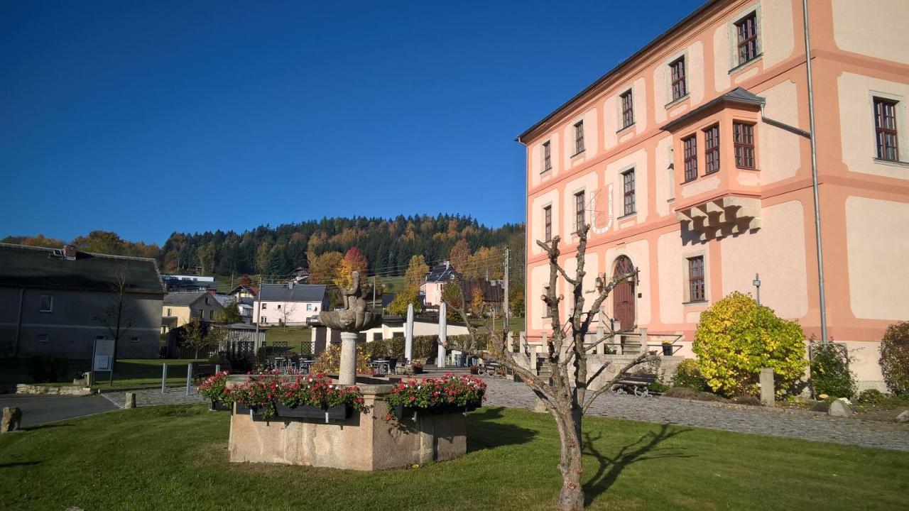 Hotel Garni Schloss Schoenberg Bad Brambach Esterno foto
