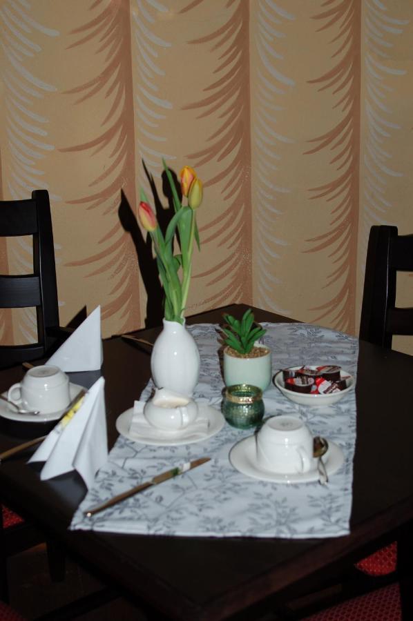 Hotel Garni Schloss Schoenberg Bad Brambach Esterno foto
