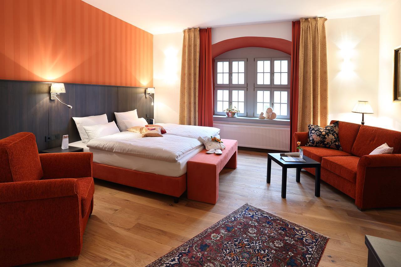 Hotel Garni Schloss Schoenberg Bad Brambach Esterno foto